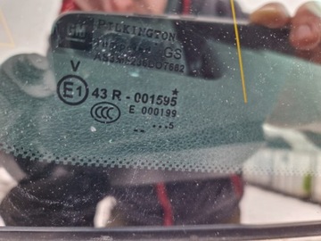 OPEL ASTRA J IV FACELIFT KOMBI SKLO (OKNO) LEVÝ ZADNÍ 15R.