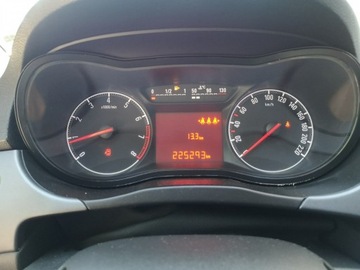 Opel Corsa E Hatchback 3d 1.4 Twinport 90KM 2015 Opel Corsa 1.4 Benzyna 90KM # Klima # Wspomaganie, zdjęcie 12