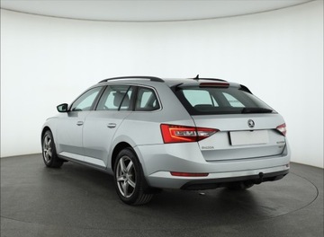 Skoda Superb III Kombi 2.0 TDI 190KM 2016 Skoda Superb 2.0 TDI, Salon Polska, 187 KM, 4X4, zdjęcie 3