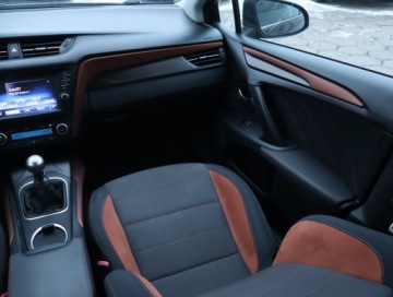 Toyota Avensis III Sedan Facelifting 2015 1.6 Valvematic 132KM 2015 Toyota Avensis 1.6 Valvematic, Salon Polska, zdjęcie 7