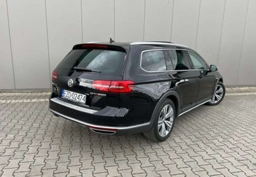 Volkswagen Passat B8 Variant 2.0 TDI BlueMotion SCR 190KM 2018 Volkswagen Passat Volkswagen Passat Alltrack 2..., zdjęcie 9