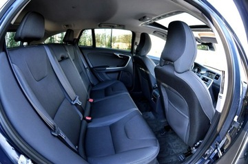 Volvo V60 I Kombi 1.6 DRIVe 115KM 2013 Volvo V60 LiFT Ledy 1,6 HDi 115Km Automat Navi, zdjęcie 19