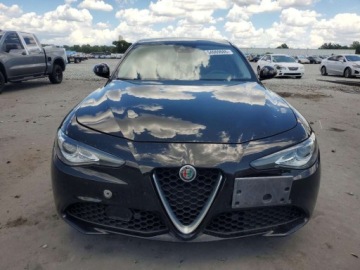 Alfa Romeo Giulia II Sedan 2.0 TBi 280KM 2018 Alfa Romeo Giulia 2018 TI Q4 2.0 Benzyna 280KM, zdjęcie 5