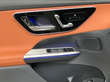 Mercedes GLC C254/X254 Coupe 2.0 200 204KM 2025 GLC Coupe 200 4-Matic AMG Line 2.0 (204KM) 2025, zdjęcie 8