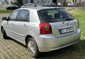 Toyota Corolla IX (E12) Hatchback 2.0 D-4D 110KM 2002 Toyota Corolla 2.0 diesel, 2002 KLIMA 2.0 Diesel 110KM, zdjęcie 6