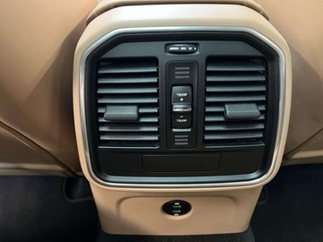 Porsche Macan SUV Facelifting II 2.0  265KM 2022 Porsche Macan 265KM 4x4Jet Black MetallicPDLSApple CarPlaySalonPLFaktura V, zdjęcie 25