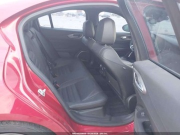 Alfa Romeo Giulia II Sedan Facelifting 2.0 Turbo 280KM 2022 Alfa Romeo Giulia Veloce Ti 2022 2.0 Benzyna 280KM, zdjęcie 13