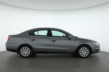 Volkswagen Passat B6 Sedan 1.8 TSI 160KM 2008 VW Passat 1.8 TSI, Salon Polska, Navi, Xenon, zdjęcie 5