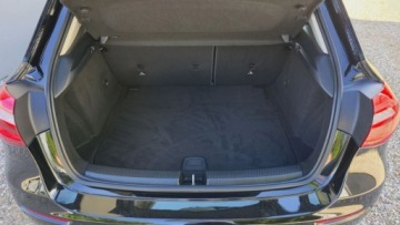 Mercedes Klasa A W177/V177 Hatchback 1.5 180d 116KM 2019 Mercedes-Benz Klasa A 1,5 diesel 116 KM NAVI automat OPLACONY 94 tys km, zdjęcie 13