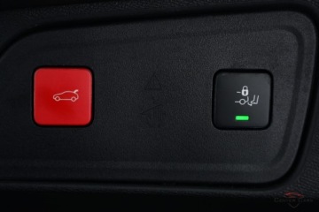 Peugeot 3008 II Crossover Facelifting  1.5 BlueHDi 130KM 2021 Peugeot 3008 1.5 HDi GT Black FulLED Alcantara 360 El.FotKlapa As.Pasa Foc, zdjęcie 33