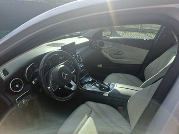 Mercedes Klasa C W205 2016 Mercedes C Klasa 300 4Matic 3.0 benzyna 245KM 2016r pełne wyposażenie!, zdjęcie 4