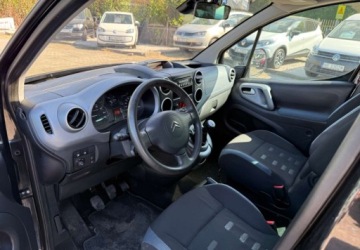 Citroen Berlingo II Combi 1.6 VTI 120KM 2010 Citroen Berlingo Citroen Berlingo 1.6 Benzyna 120KM, zdjęcie 19