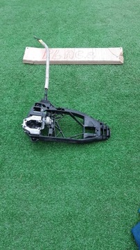 4KL837811 KLIKA LEVÝ PŘEDNÍ AUDI E-TRON