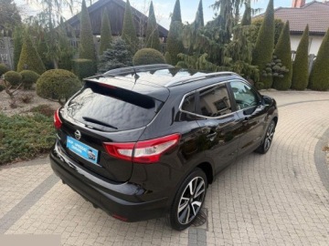Nissan Qashqai II Crossover 1.2 DIG-T 115KM 2016 Nissan Qashqai 1.2 DIG-T Tekna Xtronic 115KM 2016r bezwypadkowy, zdjęcie 3