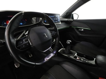 Peugeot 2008 II SUV 1.2 PureTech 130KM 2020 Peugeot 2008 full LED virtual cocopit półskóra, zdjęcie 13