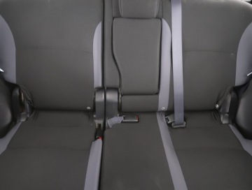 Mitsubishi Outlander II 2.0 MIVEC 147KM 2010 Mitsubishi Outlander 2.0, Salon Polska, zdjęcie 9