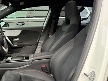 Mercedes Klasa A W177/V177 Hatchback Facelifting 1.3 200 163KM 2025 MERCEDES-BENZ A Klasa 200 AMG Line 1.3 (163KM) 2025, zdjęcie 3