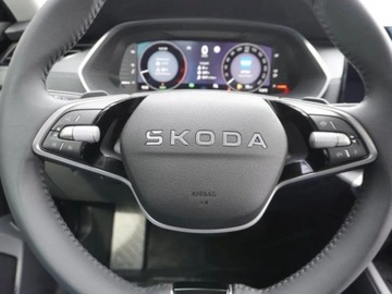 Skoda Octavia IV Liftback 1.5 TSI EVO 150KM 2025 SKODA Octavia Selection 1.5 TSI mHEV DSG Combi 150KM 2025, zdjęcie 8
