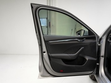 Skoda Octavia IV Scout 1.5 TSI ACT 150KM 2022 Skoda Octavia STYLE 1.5 TSI 150KM /Elektryczny Hak, zdjęcie 14