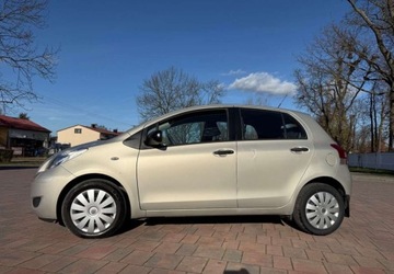 Toyota Yaris II Hatchback 5d 1.33 Dual VVT-i 101KM 2009 Toyota Yaris Toyota Yaris 1.33 Luna 1.3 Benzyna 100KM, zdjęcie 4