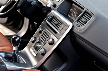 Volvo V60 I Kombi 2.0 D3 163KM 2011 Volvo V60 2.0 163 KM 5-Cylindrów Xenon Navi, zdjęcie 15