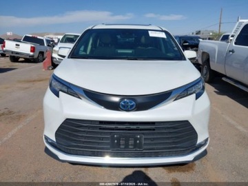 Toyota Sienna III 2022 Toyota Sienna XLE 2022 2.5l 2.5 Hybryda 189KM, zdjęcie 7