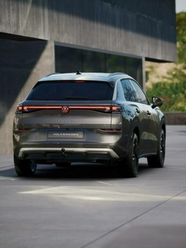 Volkswagen T-Roc I SUV Facelifting 1.5 TSI ACT 150KM 2026 Volkswagen T-Roc Style 1.5 eTSI 116 KM DSG Zamów, zdjęcie 9