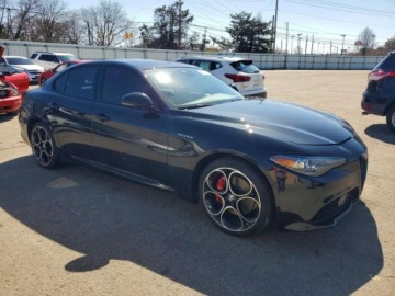 Alfa Romeo Giulia II Sedan Facelifting 2.0 Turbo 280KM 2022 Alfa Romeo Giulia 2022 Alfa Romeo Giulia Super 2.0 Benzyna 280KM, zdjęcie 2