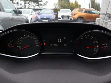 Peugeot 308 II SW Facelifting 1.2 PureTech 130KM 2019 Peugeot 308 1.2 PureTech, Automat, Navi, Klima, zdjęcie 10