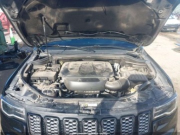 Jeep Grand Cherokee IV 2021 Jeep Grand Cherokee Laredo X 2021 3.6 Benzyna 293KM, zdjęcie 8