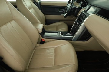 Land Rover Discovery Sport SUV 2.0 TD4 150KM 2016 Land Rover Discovery Sport eD4, 4X4, Automat, zdjęcie 6