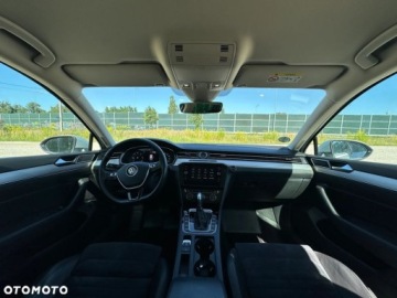 Volkswagen Passat B8 Variant 2.0 TDI BlueMotion SCR 150KM 2019 Volkswagen Passat Volkswagen Passat 2.0 TDI (BlueMotion Technology) DSG Hi, zdjęcie 34