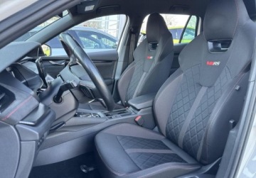 Skoda Octavia IV Kombi 2.0 TDI SCR 200KM 2021 Skoda Octavia RS 2.0TDI 4x4 200KM DSG Matrix Webasto Canton Virtual Kessy, zdjęcie 8