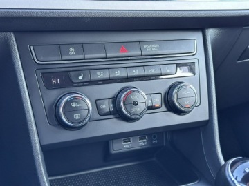 Seat Leon III Hatchback Facelifting 1.5 EcoTSI 130KM 2018 Seat Leon 1-Ręka! Navi, Grzane fotele, Czujniki, zdjęcie 25