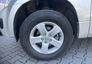 Suzuki Grand Vitara II 2013 Suzuki Grand Vitara Salon Polska 1.6 Podgrzewane fotele Niski przebieg, zdjęcie 2