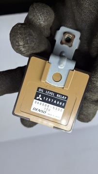 RELÉ ÚROVNI OLEJE MITSUBISHI GRANDIS I 1257A002