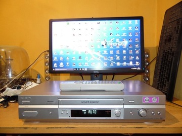 Sony SLV-SE840 Hi-Fi стереомагнитофон Smart Engine с 6 головками и дистанционным управлением