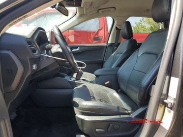 Ford Kuga III 2020 Ford Kuga 2020 r. 2,0L TITANIUM 4x4 HYBRID 2.5 Hybryda 198KM, zdjęcie 7