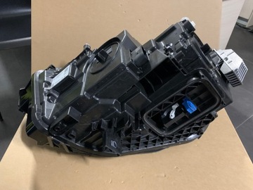 Фонарь правый MERCEDES GLA MULTIBEAM LED