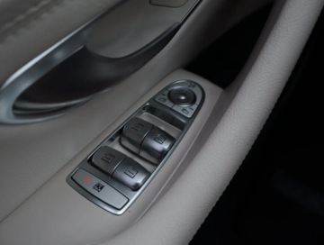 Mercedes Klasa E W213 Limuzyna Facelifting 3.0 E450 367KM 2022 Mercedes E E 450 4MATIC, Serwis ASO, 4X4, zdjęcie 20