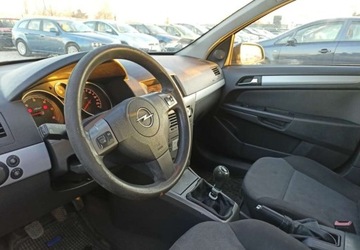 Opel Astra H Hatchback 5d 1.7 CDTI ECOTEC 80KM 2004 Opel Astra Opel Astra 1.7 Diesel 80KM, zdjęcie 6