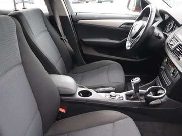 BMW X1 E84 Crossover xDrive18d 143KM 2012 BMW X1 xDrive18d, Salon Polska, Serwis ASO, 4X4, zdjęcie 8