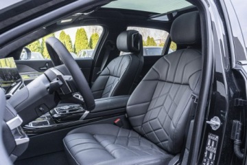 BMW Seria 7 G70 Sedan 3.0 40d 299KM 2026 BMW 740 xDrive Limuzyna - DEMO - Koła zimowe w, zdjęcie 13