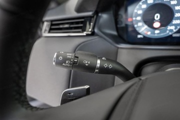 Land Rover Range Rover Velar SUV 2.0 204KM 2024 Range Rover Velar D200 S 2.0 (204KM) 2024, zdjęcie 11