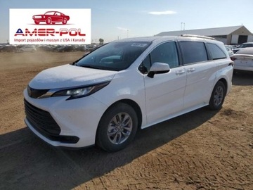 Toyota Sienna III 2022 Toyota Sienna 2022 r. 2,5L HYBRID LE 2.5 Hybryda 245KM