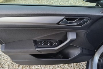 Volkswagen T-Roc I SUV Facelifting 1.5 TSI ACT 150KM 2023 Volkswagen T-Roc 1.5 TSI Life DSG, 150KM, Salon PL, zdjęcie 22