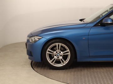 BMW Seria 3 G20-G21 Touring 2.0 320i 184KM 2019 BMW 3 320 i, Salon Polska, Automat, Klima, zdjęcie 13