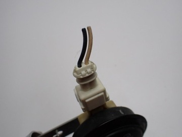 KLAKSON SIGNÁL TRUBKA ORIGINÁLNÍ 256104007R DACIA DUSTER I 11R