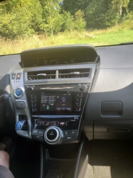Toyota Prius III Prius+ 1.8 HSD 136KM 2015 Toyota Prius 2015 | Biała Perła | 1.8 Hybrda, zdjęcie 5