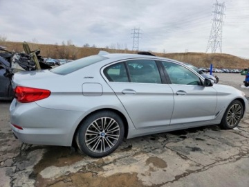 BMW Seria 5 G30-G31 2019 BMW Seria 5 BMW serii 5 530e xDrive iPerformance z 2019 roku, hybryda plug, zdjęcie 4